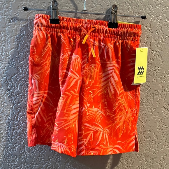 All in motion, boys shorts, Swim Trunks NWT XS 4/5 - Picture 2 of 2